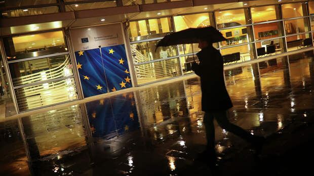 Еврокомиссия готовит ответ на возможные российские санкции против ЕС