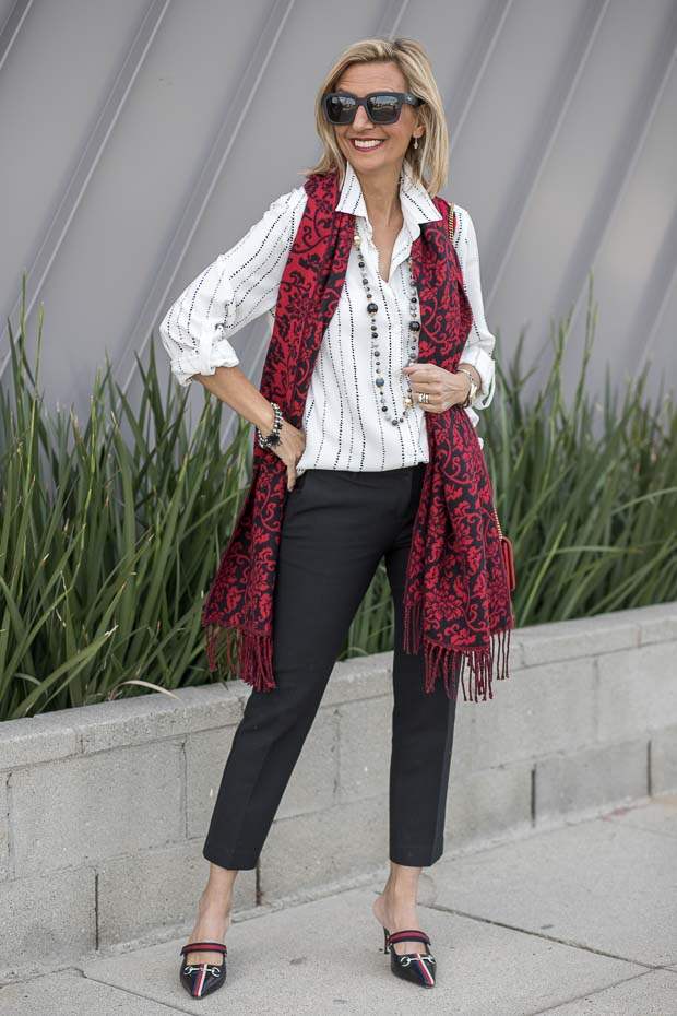reversible red black jacquard shawl for women
