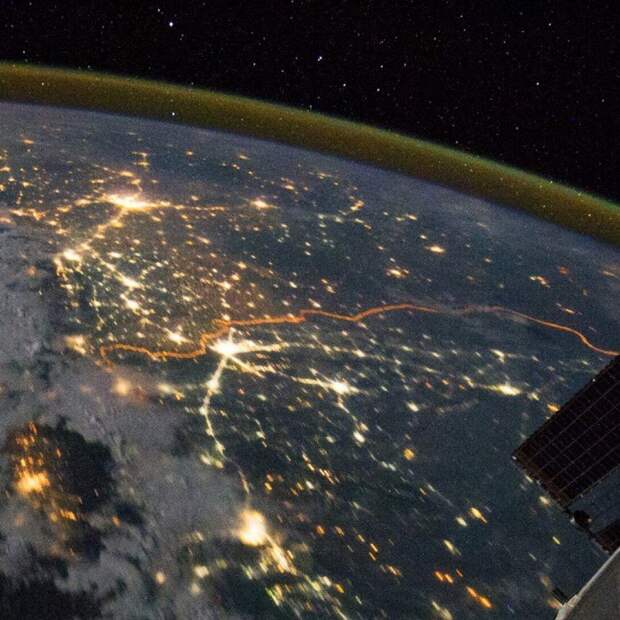 Границы стран, которые видны из космоса