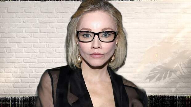 «Я не собираюсь на тебе жениться!»: как 60-летняя Марина Зудина пережила 10 лет тайной любви с Табаковым и скандал с Богомоловым