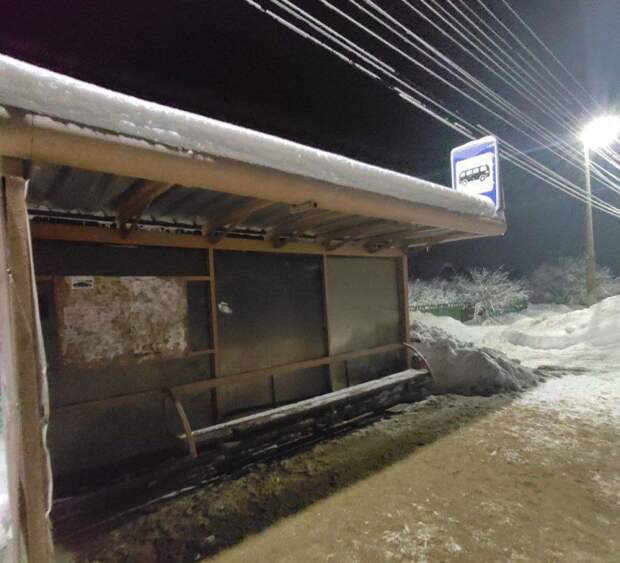 Туляки жалуются на отсутствие автобусов на остановке по дороге в Скуратово