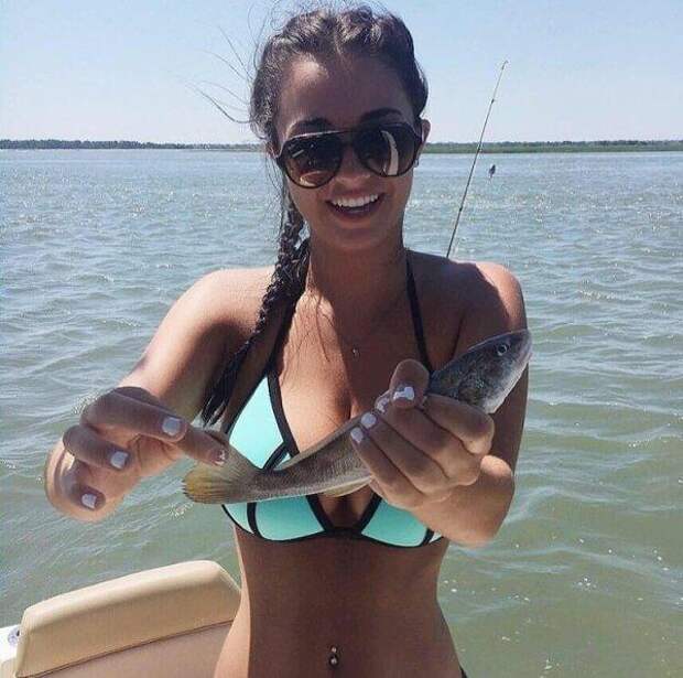 Девушки на рыбалке (38 фото)