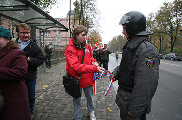 Журналист на митинге. Митинг документы.