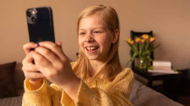 Депутат Милонов посоветовал родителям объяснить детям, что iPhone «для лохов»