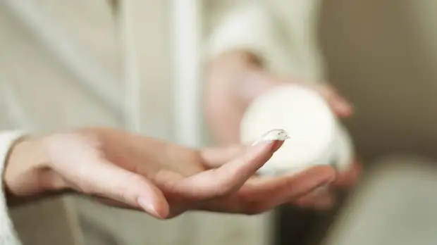 Дерматолог Гонт дала рекомендации по уходу за кожей