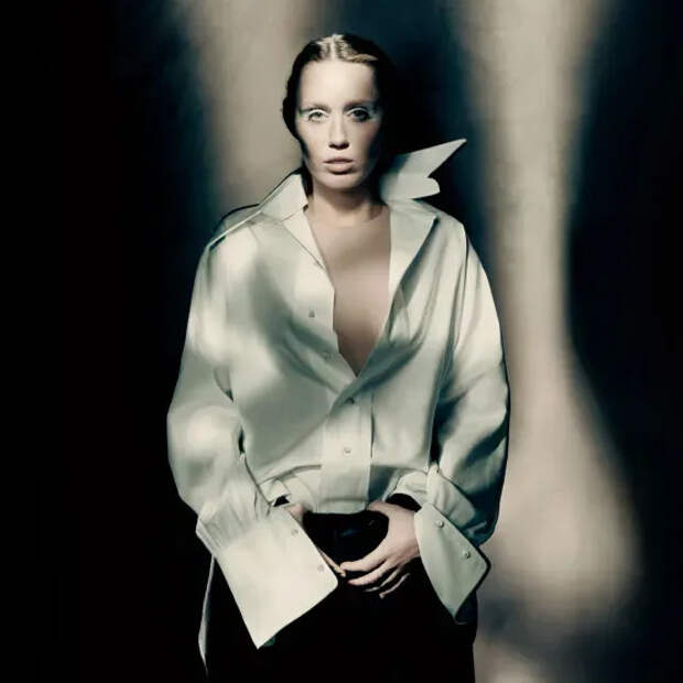 Майли Сайрус для Maison Margiela