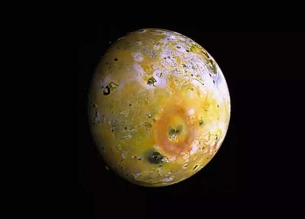 Астрономы описали механизм формирования дюн на спутнике Юпитера Ио