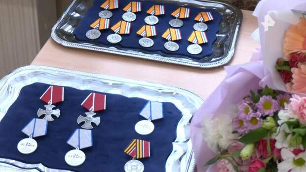 Замминистра обороны Горемыкин наградил в госпитале героев СВО в честь 23 февраля