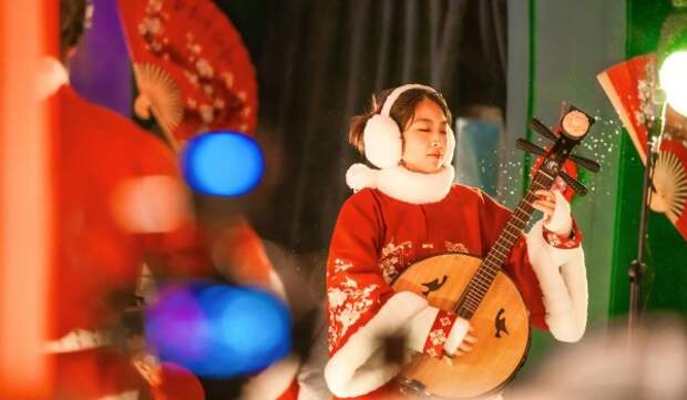 Ретрофестиваль на льду и Китайский Новый год. Как провести в Москве выходные 28 февраля и 1 марта?