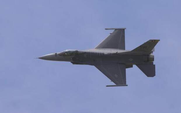 Глава МИД Лябиб: Бельгия поставит Украине 30 истребителей F-16 до 2028 года