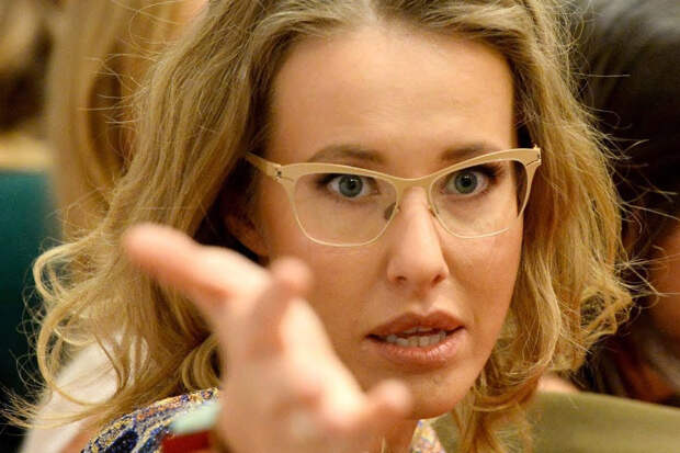 Собчак высмеяла «голливудскую» фотосессию Поклонской