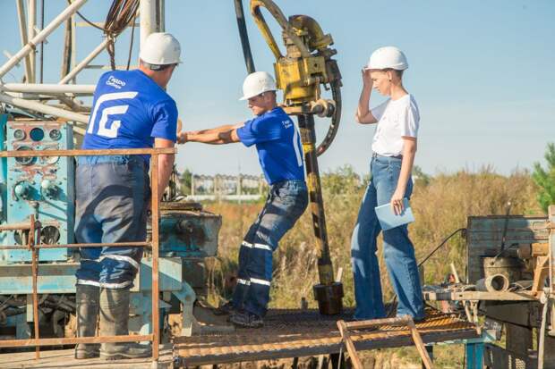 Юлия Девятаева за работой/Фото: предоставлено Юлией Девятаевой