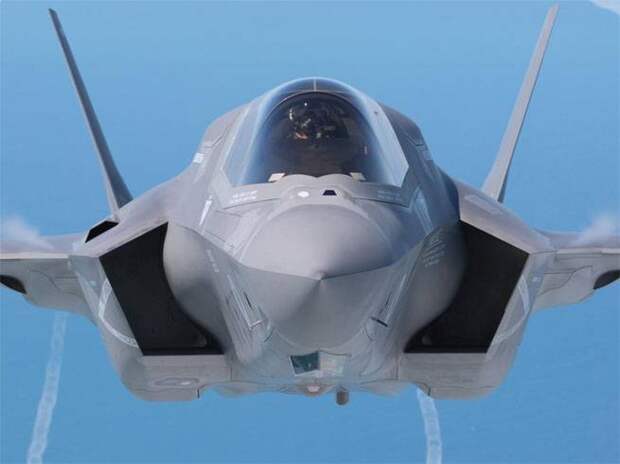 Трамп обрушил стоимость производителя F-35 одной строкой в соцсети Трамп обрушил стоимость производителя F-35 одной строкой в соцсети