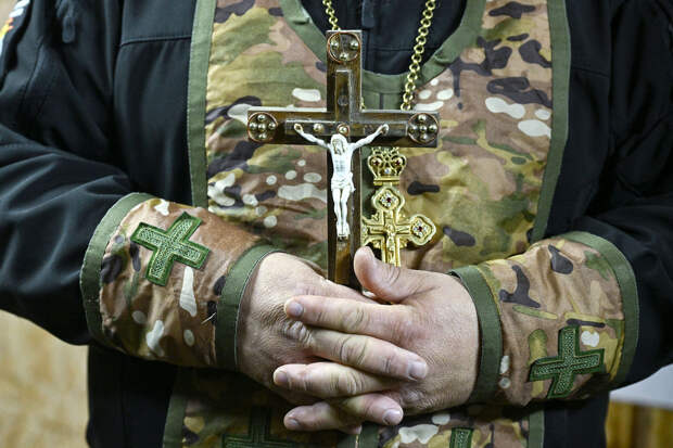 Раскрыто число принявших крещение в зоне СВО бойцов