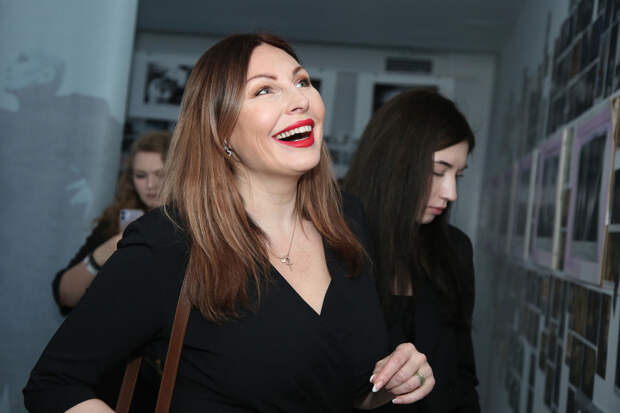 Звезда «Счастливы вместе» заявила, что берет младшего сына на гастроли