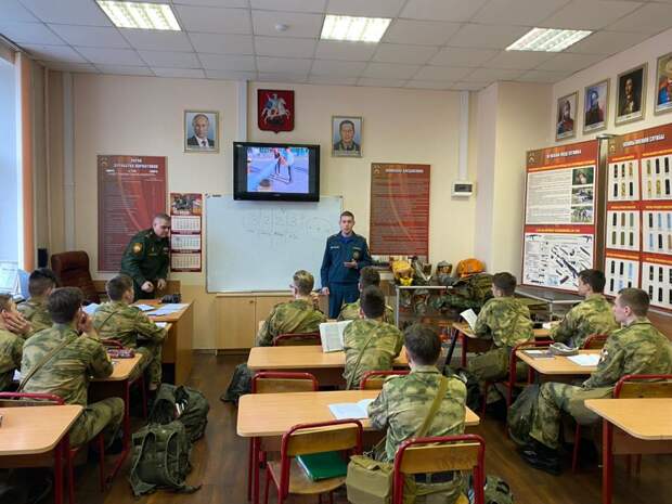 Открытый урок / Фото: Пресс-служба МЧС по ЮВАО