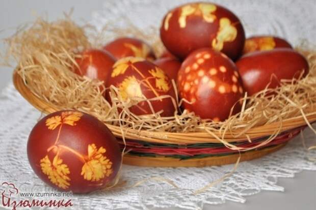 Как красить яйца луковой шелухой - 10 простых шагов от Изюминки