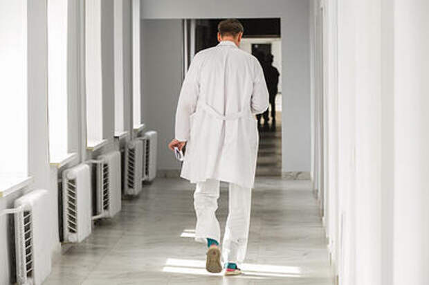 На гинеколога из Адлера, которая называла женщин «шавками», завели дело об оскорблении