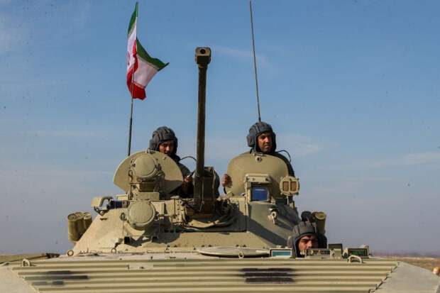 Аракчи: Иран атакует американские базы в Персидском заливе в случае нападения США