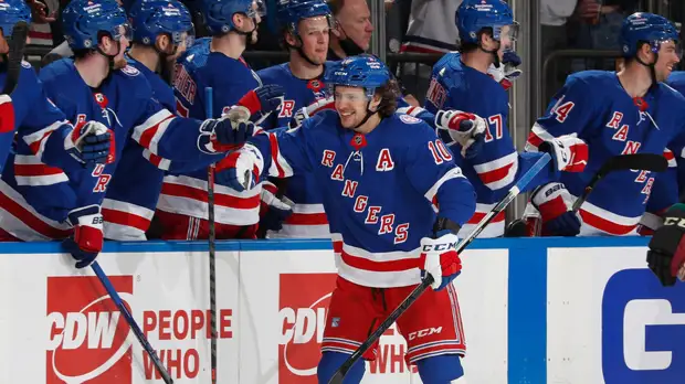 Панарин попросил у журналистов водки после победы над «Аризоной»