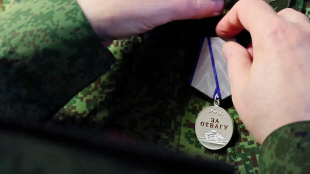 Сергунина поздравила участника программы "Время героев" с назначением