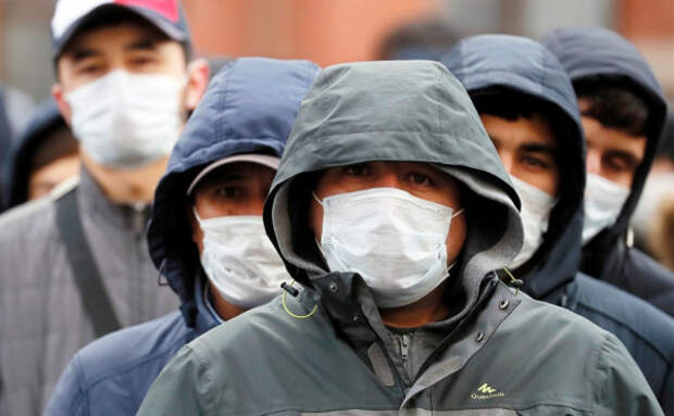 Анонсированы новые меры контроля за приезжими: всех мигрантов — на медосмотр