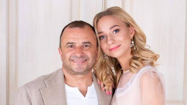 Стало известно, сколько Екатерина Репяхова и Виктор Павлик потратят на роды