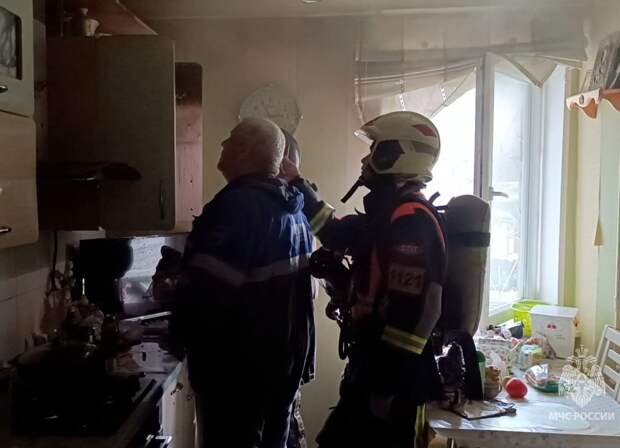 Во Владимире 15 человек эвакуированы во время пожара в многоквартирном доме