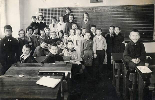 Школа №1, Нижний Новгород, 1930-е. Фото: timophej.livejournal.com