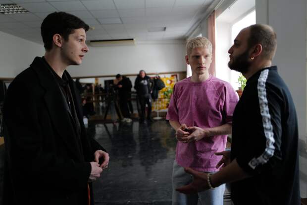 Святослав Рогожан: «Меня тянет в сторону сумасшедших художников»