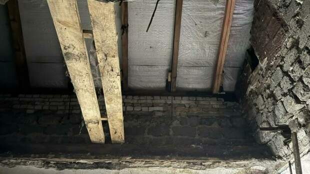 В Рубцовске экстренно расселяют жильцов дома на Красной, 88 после обрушения потолка