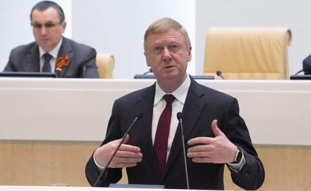 Приставы начали охоту за имуществом Чубайса в России