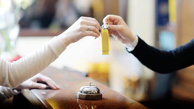 Заселять без паспорта в российские отели начнут с 1 апреля