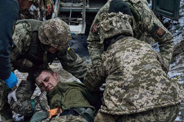 В Киеве жалуются и не понимают, откуда такие большие потери под Волчанском