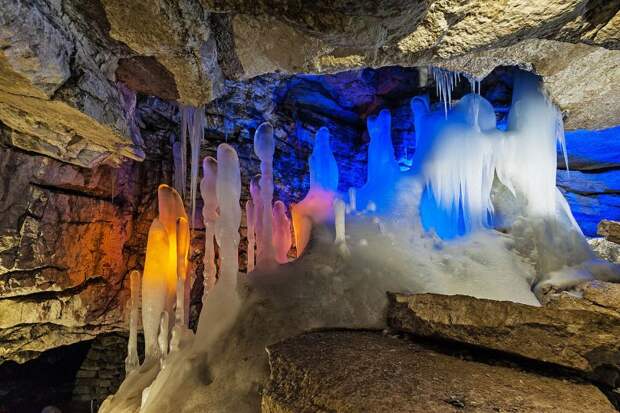 Самые знаменитые пещеры России