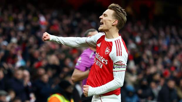 Дебютный гол Эдегора помог «Арсеналу» обыграть «Брайтон» и вернуть лидерство в АПЛ