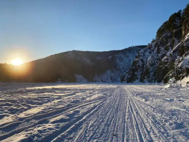 Прогулка по реке Мана, по Заповеднику "Столбы" и по городу Красноярску