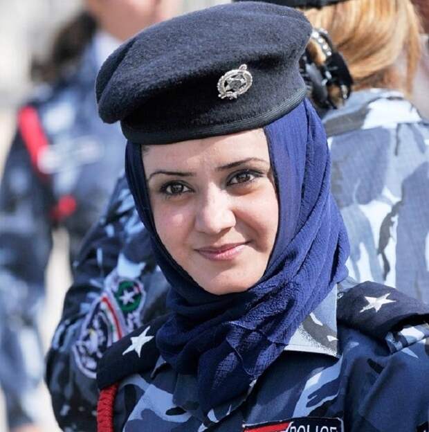 Красавицы в форме: в каких странах живут красивые женщины-полицейские