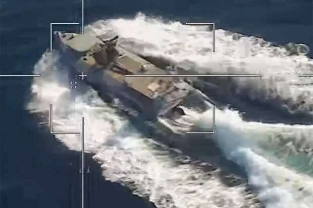 Появилось видео уничтожения роботов-пулеметчиков ВСУ в Черном море