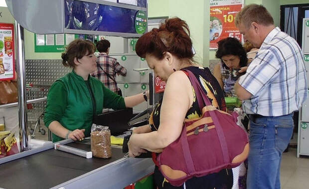 Источник: https://pos-center.ru/journal/chto-takoe-ofd-svyaz-operatora-fiskalnyh-dannyh-s-onlajn-kassami/