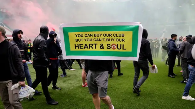 Перенесённый матч «Манчестер Юнайтед» — «Ливерпуль» пройдёт 13 мая