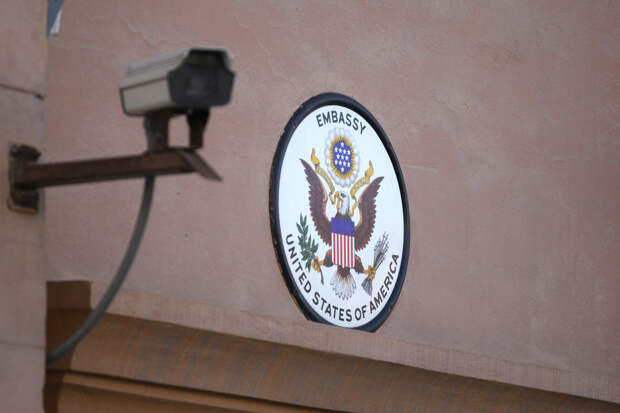 Рубио поручил дипломатам призывать правительства третьих стран к мерам против Ирана