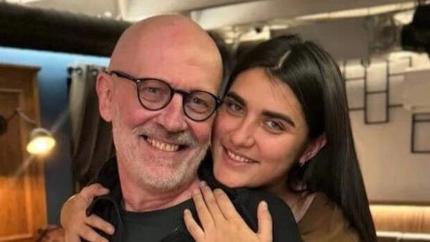 Выяснилось, как Гордон изменился ради новой жены — важный шаг