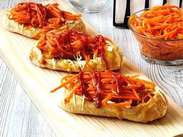 Хот-дог из слоеного теста