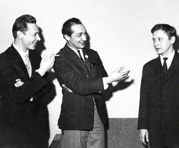 Правопреемство: 90 лет со дня рождения Олега Табакова Правопреемство: 90 лет со дня рождения Олега Табакова