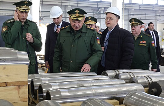 Шойгу посетил предприятие КТРВ в Подмосковье