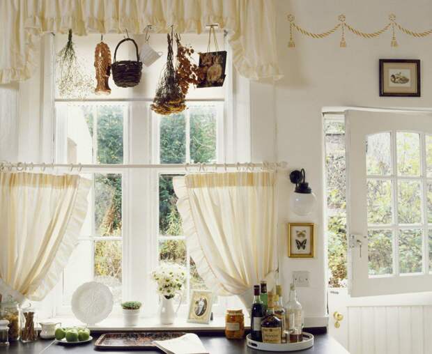 Штopы-кафе или «Бaбyшкино окно»: просто, стильно и уютно