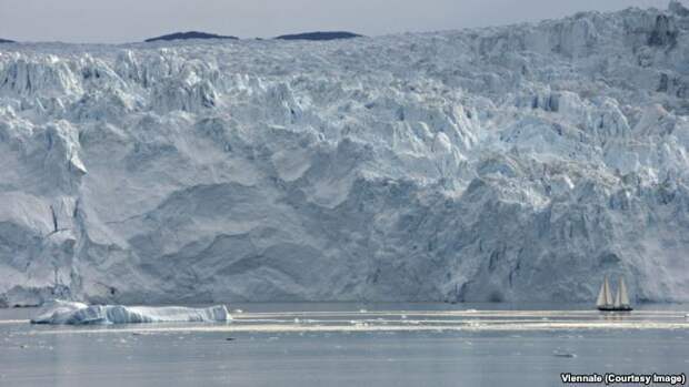 В "Аквареле" запечатлено разрушение гигантских айсбергов