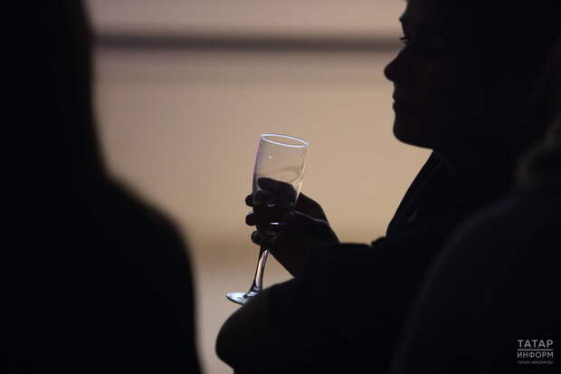 В новогодние праздники 12 татарстанцев отравились алкоголем