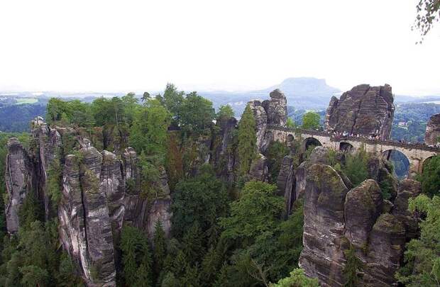 Бастай каменный бастион Саксонии Bastei09 Бастай каменный бастион Саксонии